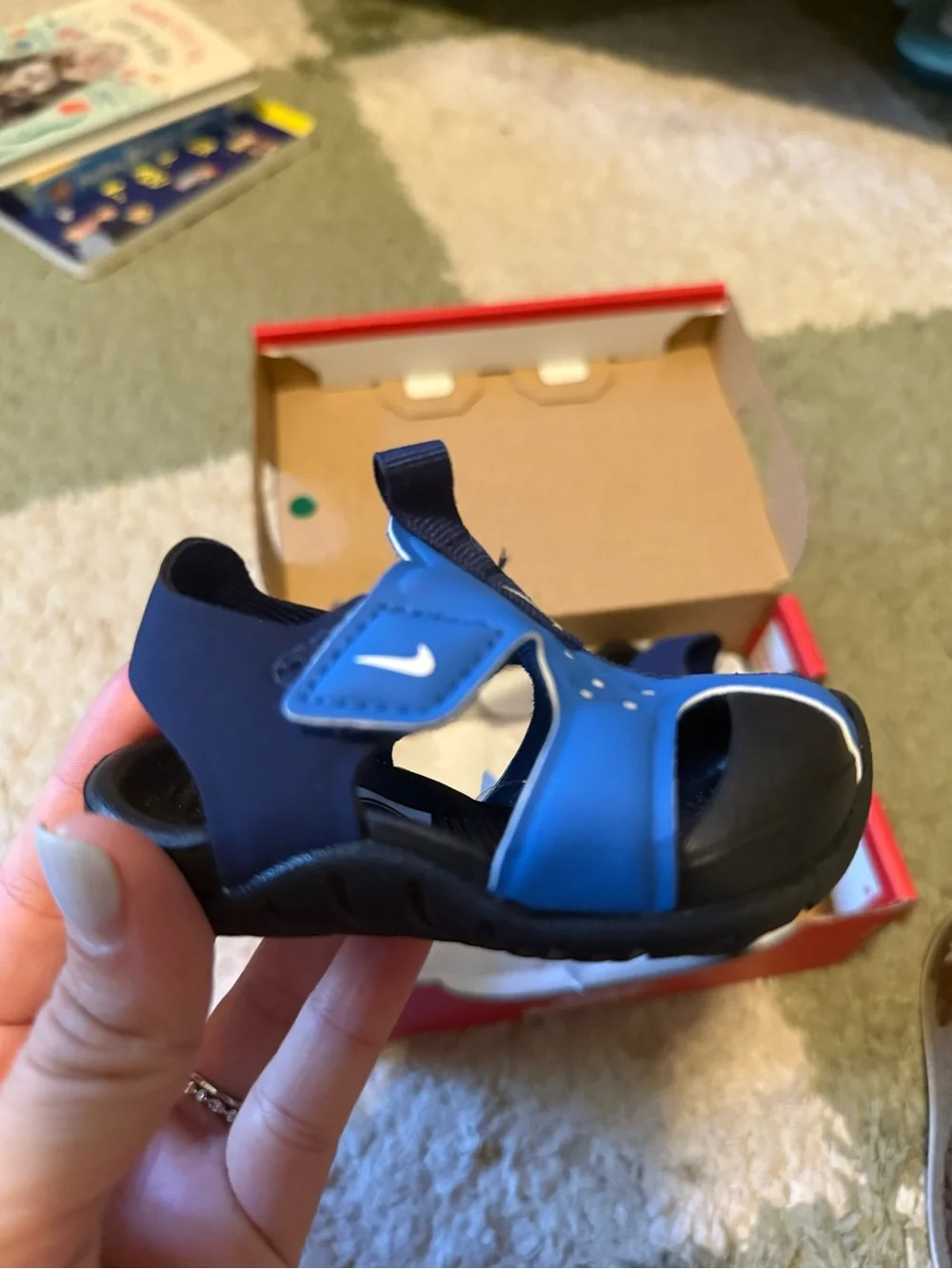 Nike Sunray Sandals